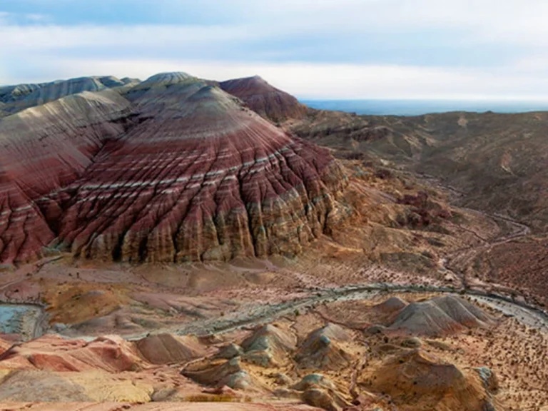 Close-up view of the Singing Dune ridge in Altyn Emel National Park